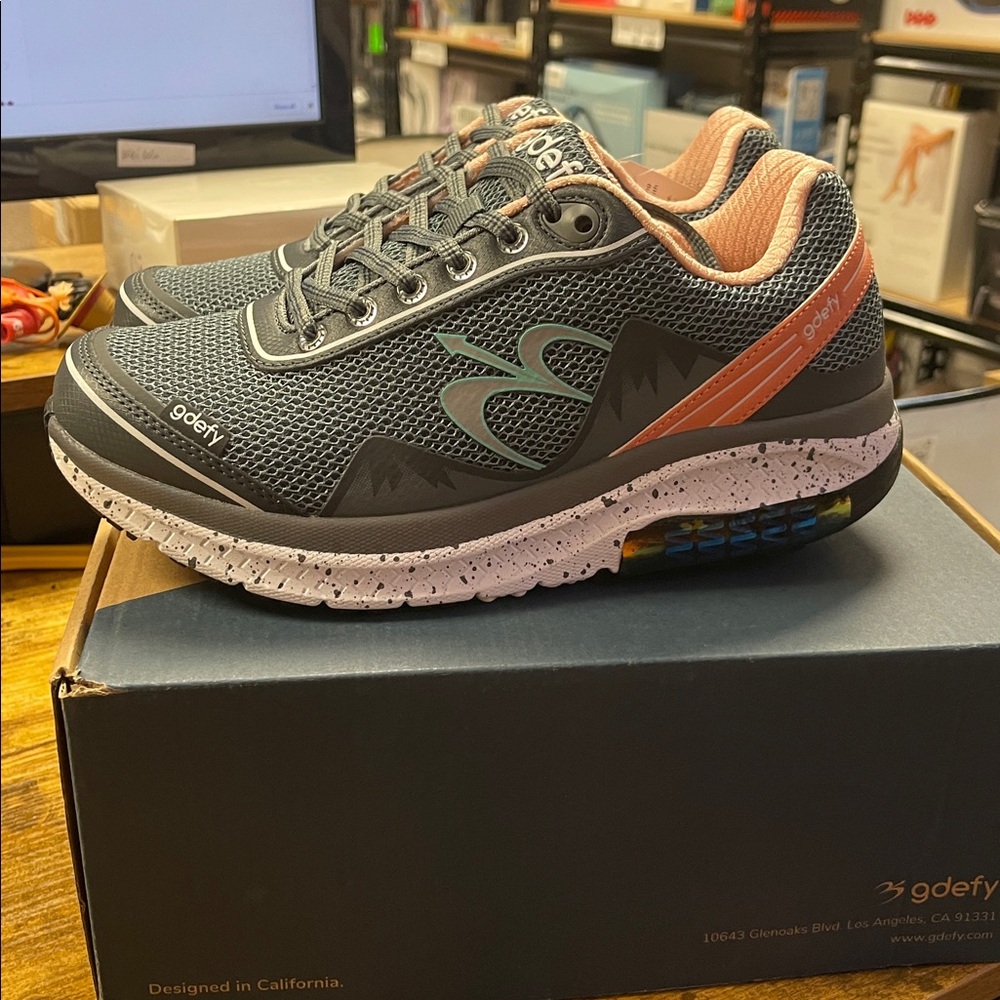 Gdefy Mighty Walk Sneakers in Gray and Pink